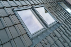 Dachfenstereinbau - Hanse Dachdeckerei
